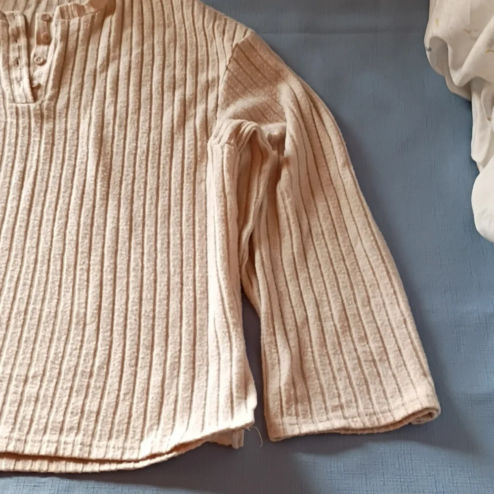 LoveBug Boutique Beige Ribbed Knit - Picture 7 of 11